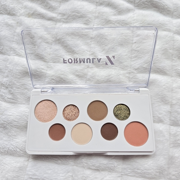 new Formula Z Glamgasm Eyeshadow Palette 8 Colors Full Size - Picture 6 of 9